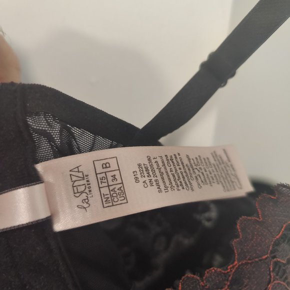 La Senza Passed Bra - 34B - Picture 2 of 5